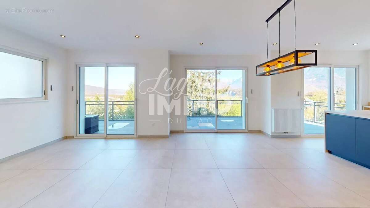 Maison à SAINT-JORIOZ