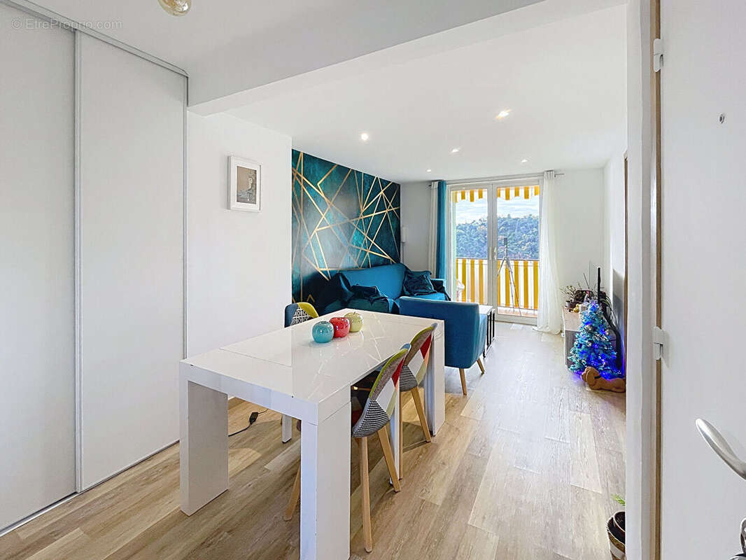 Appartement à MENTON