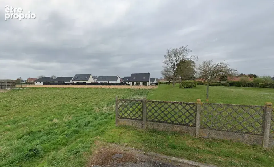 Terrain à ANGRES