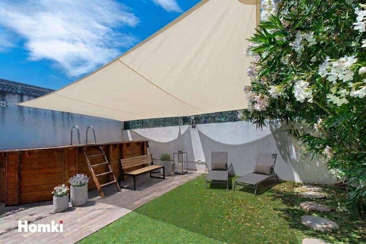Maison à CHATEAUNEUF-LES-MARTIGUES