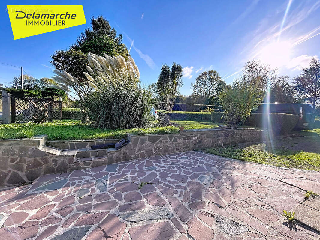 Maison à CHAMPREPUS