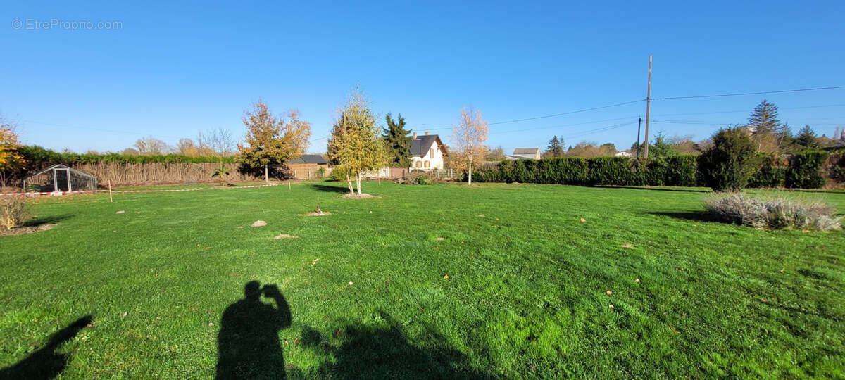 Terrain à LAILLY-EN-VAL