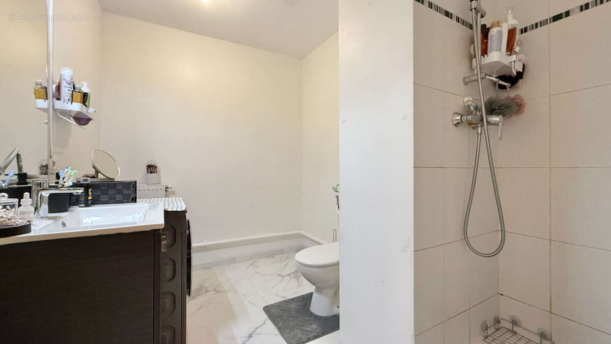 Appartement à CORBEIL-ESSONNES