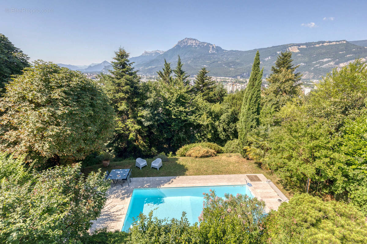 Maison à SAINT-MARTIN-LE-VINOUX