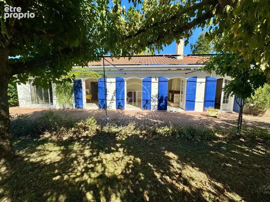Photo Maison à Saint-Seurin-Sur-L'isle au prix de 195 000€