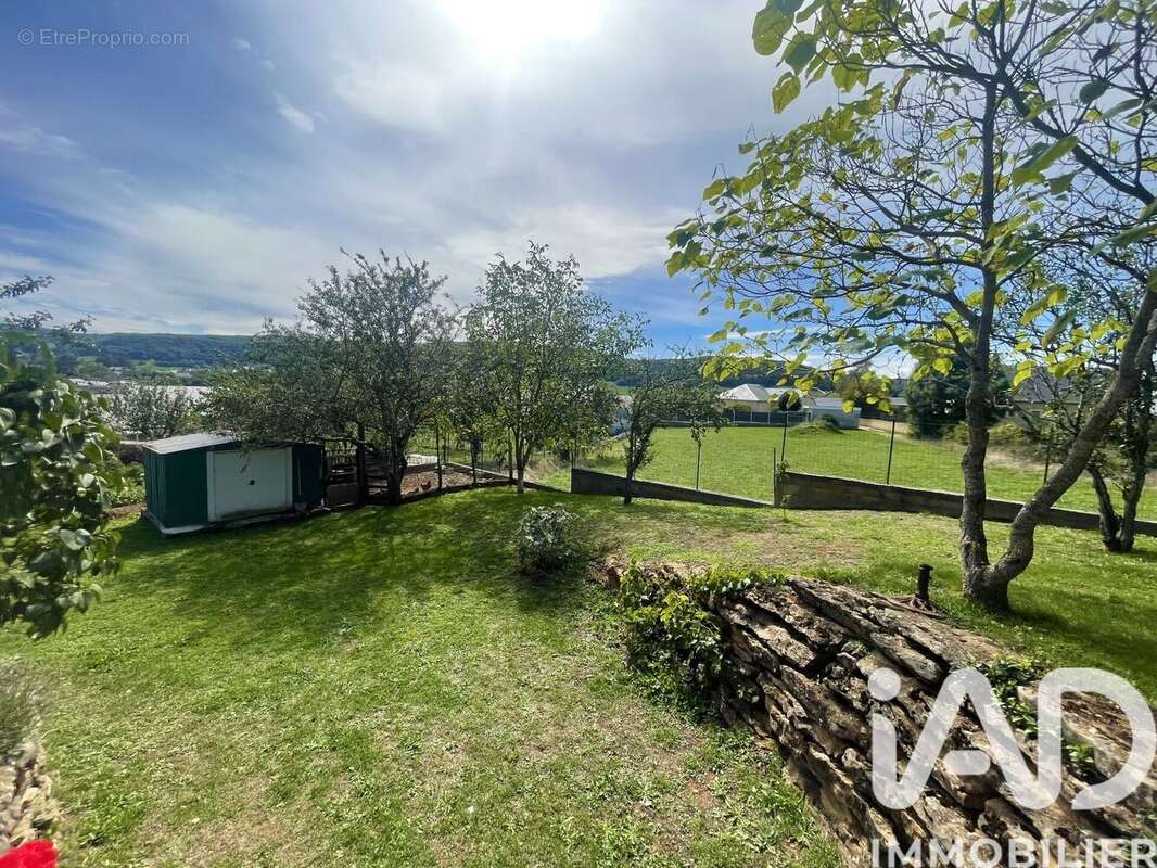 Maison 148 m² à Saint-Martin-De-Lenne  - photo 7