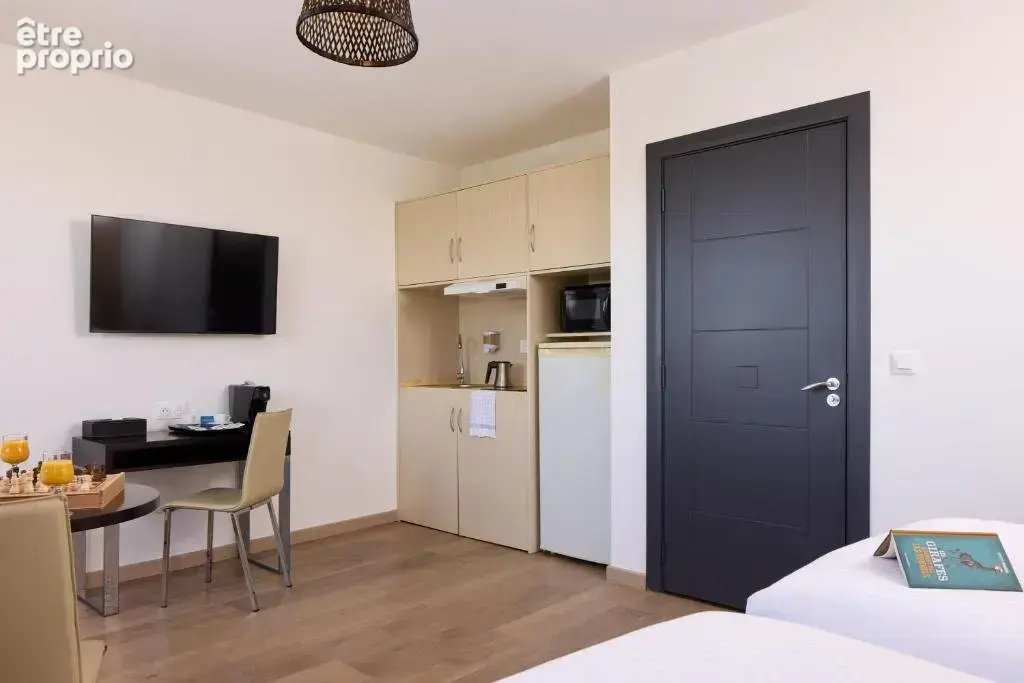 INVESTISSEMENT LOCATIF  Ferney-Voltaire  Résidence de Tourisme Zenitude Swiss Apparthotels - 5,67% de rentabilité - photo 2