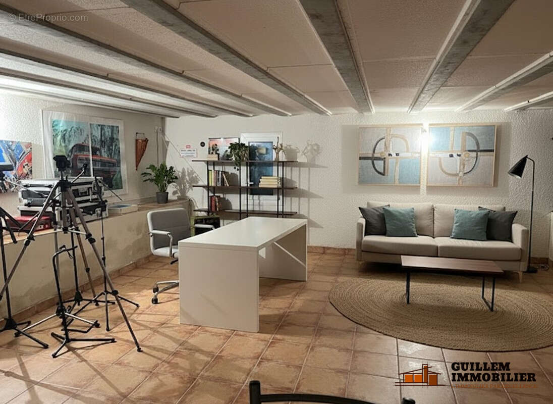 Pièce musique sous - sol - Maison à GRANS