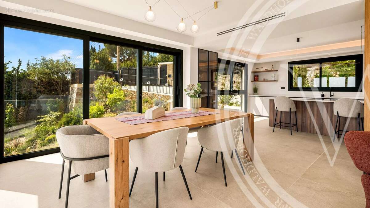 Maison à ROQUEBRUNE-CAP-MARTIN