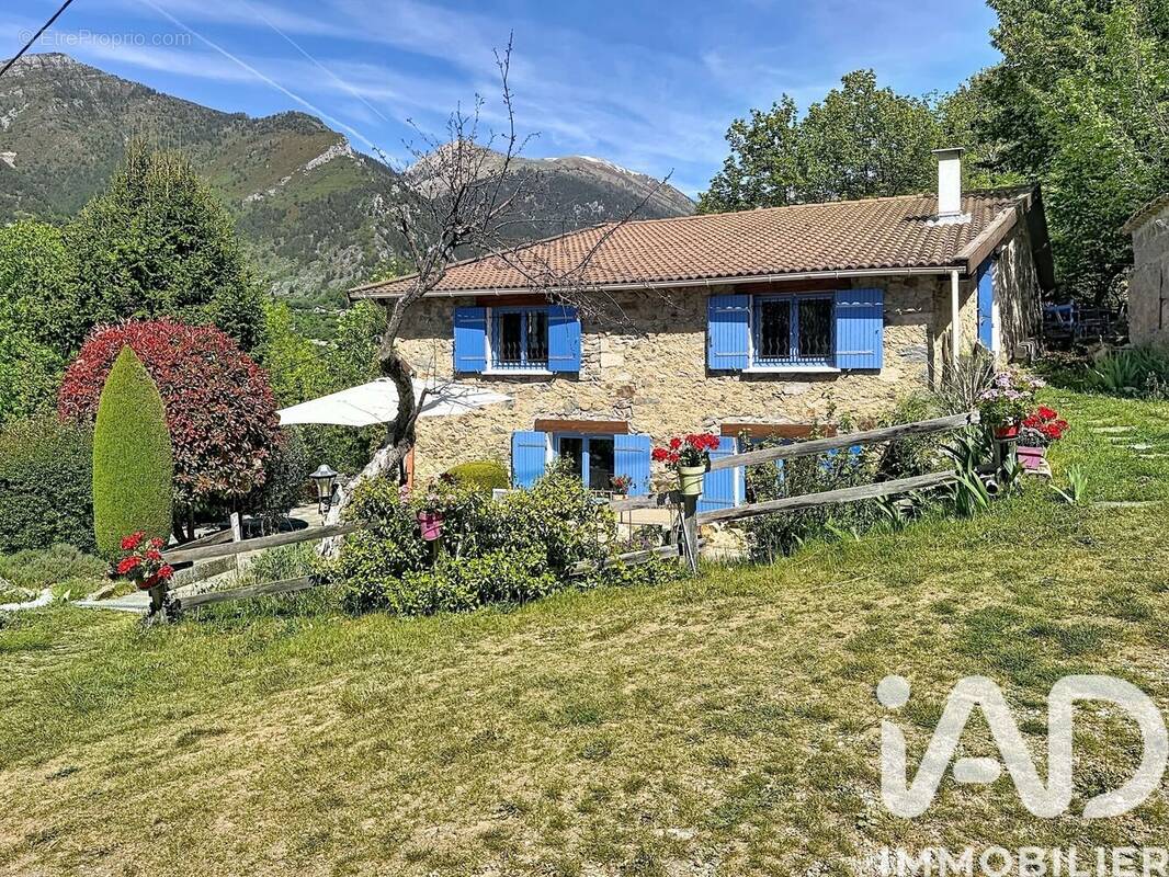 Photo 1 - Maison à SAINT-MARTIN-VESUBIE