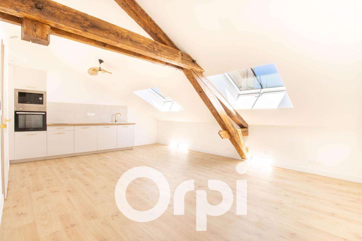 Appartement À Vendre - photo 3