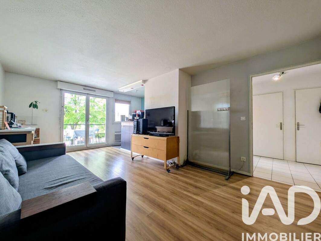Photo 1 - Appartement à CHELLES