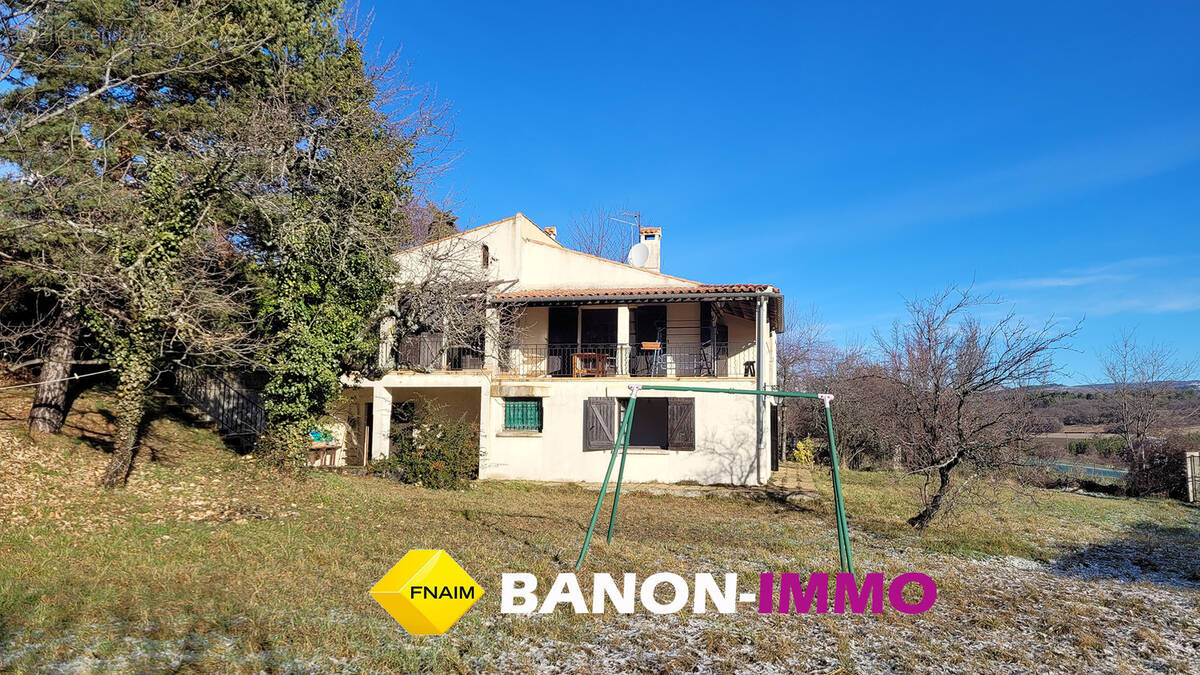 Maison à REVEST-DU-BION