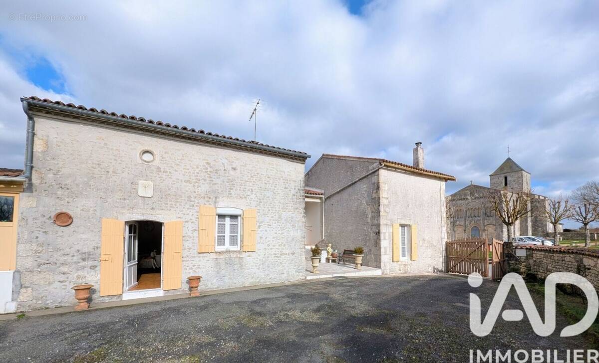 Photo 1 - Maison à MONTILS