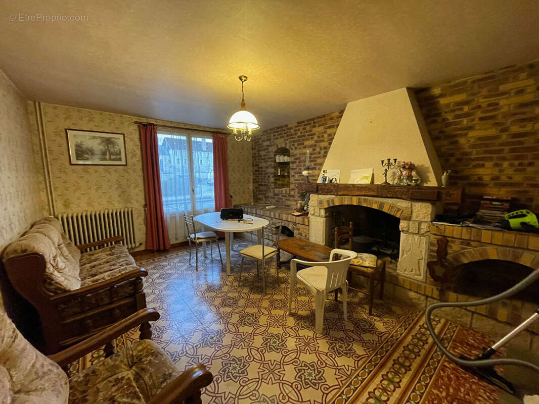 Maison à BRUGNY-VAUDANCOURT