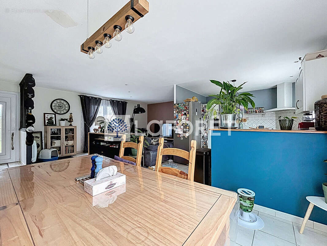 Maison à LA CHAPELLE-BERTRAND