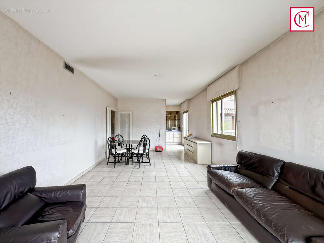 Appartement à MEYLAN