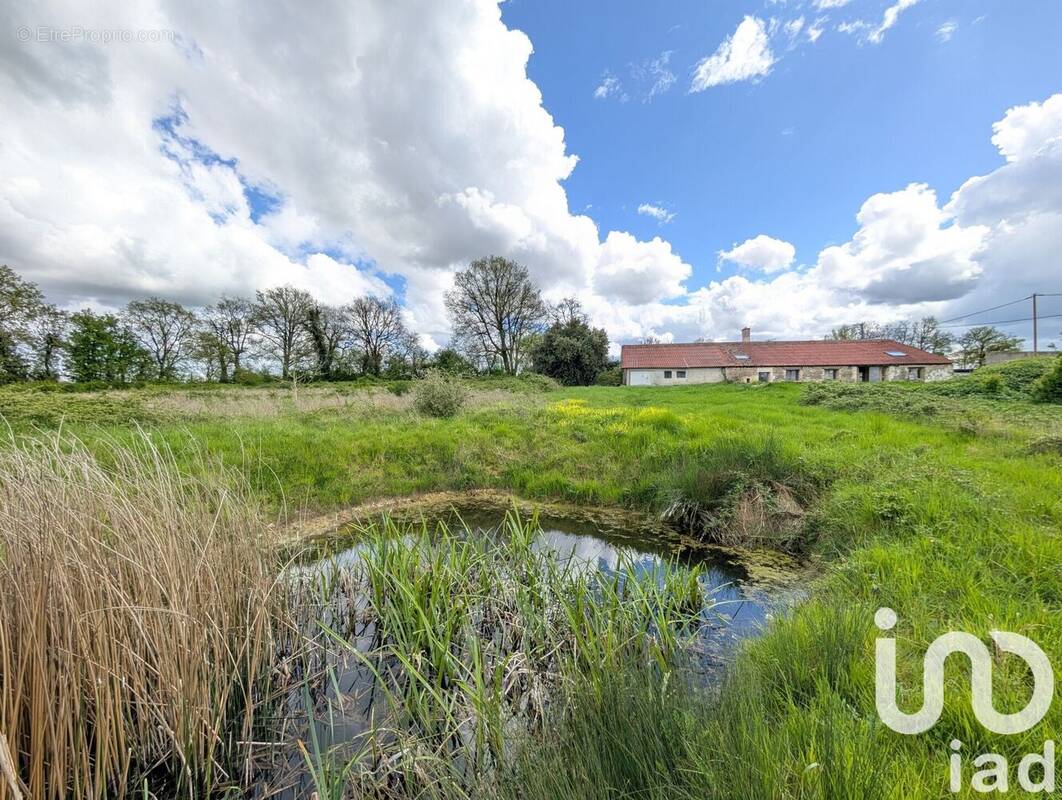 Photo 1 - Maison à LEIGNES-SUR-FONTAINE