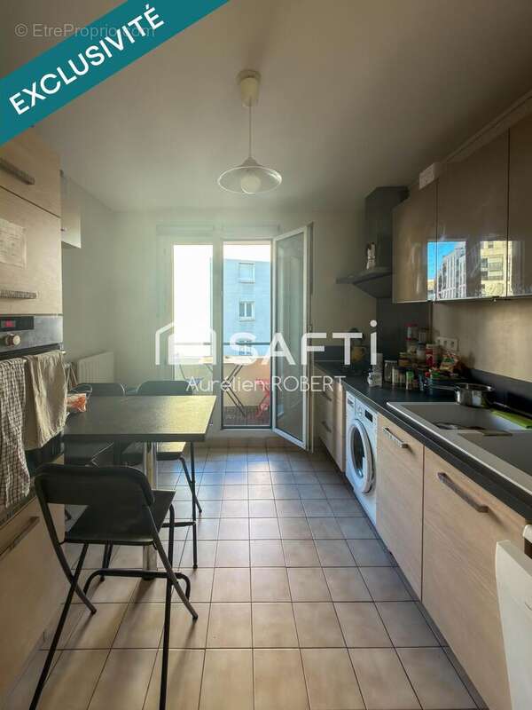 Photo 7 - Appartement à LYON-8E