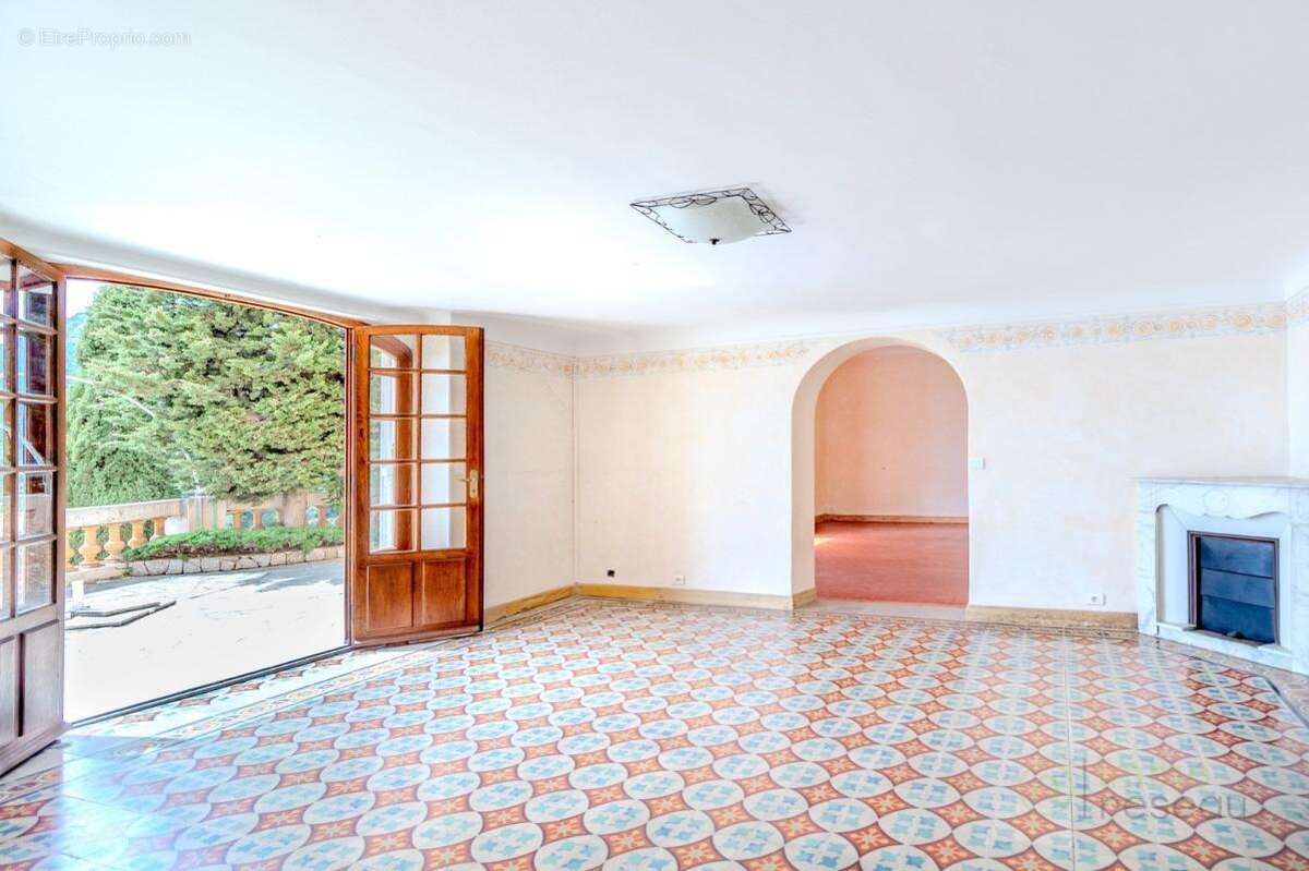 Maison à LA TURBIE