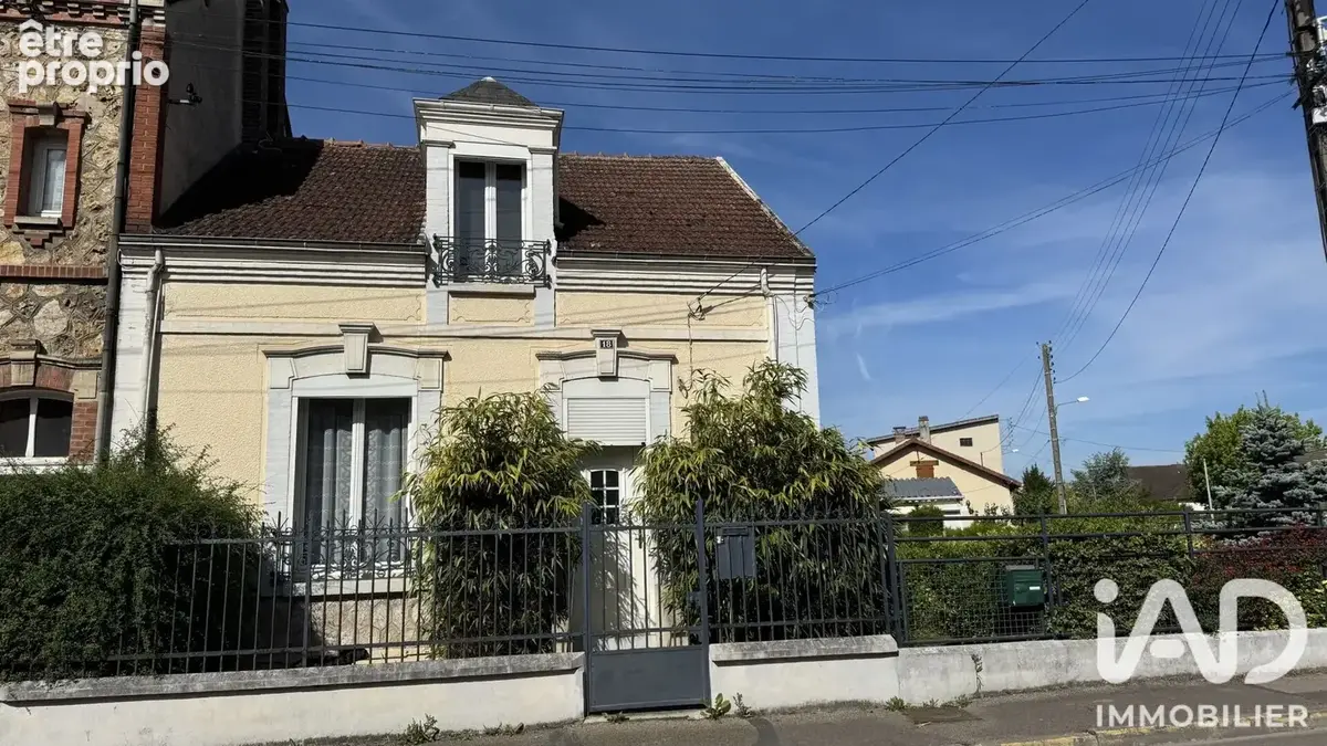 Photo 1 - Maison à ROMILLY-SUR-SEINE