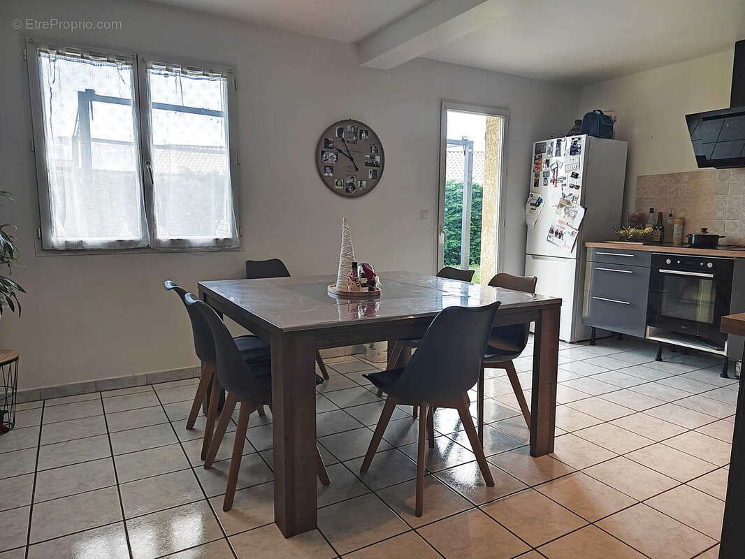 Maison à MONTALIEU-VERCIEU