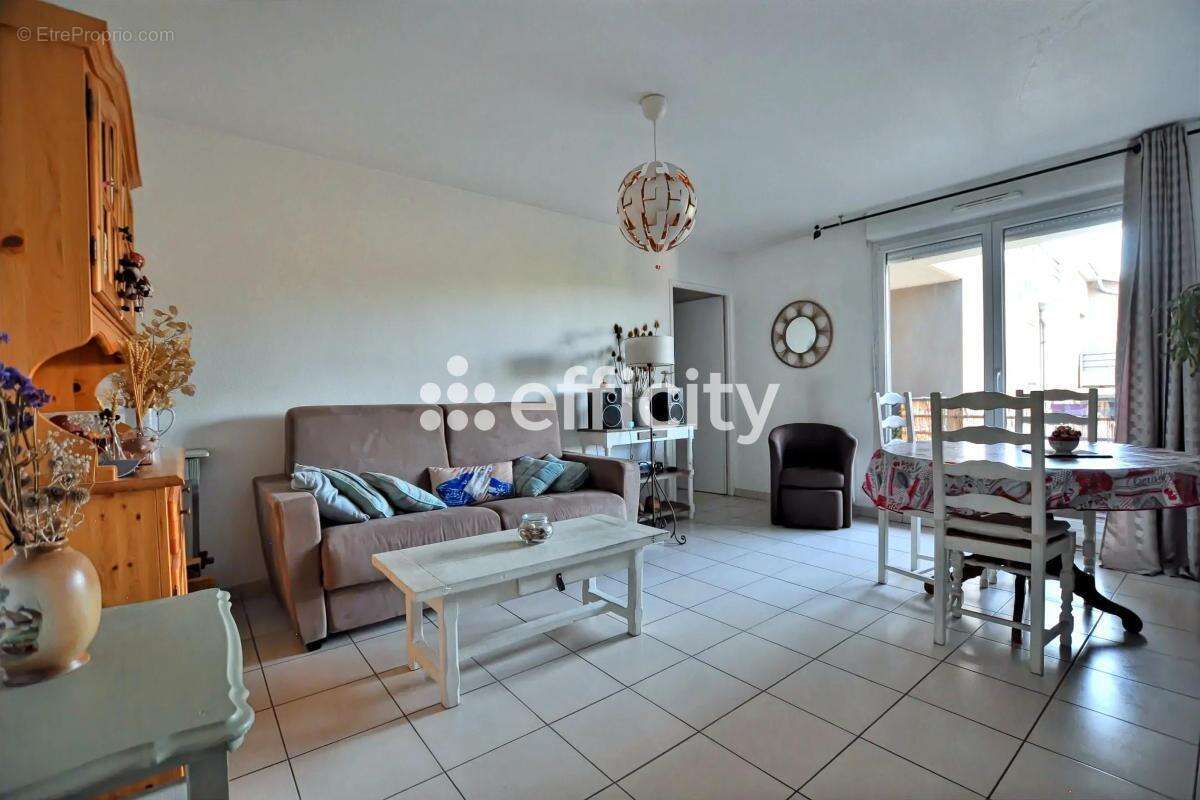 Appartement à VENISSIEUX