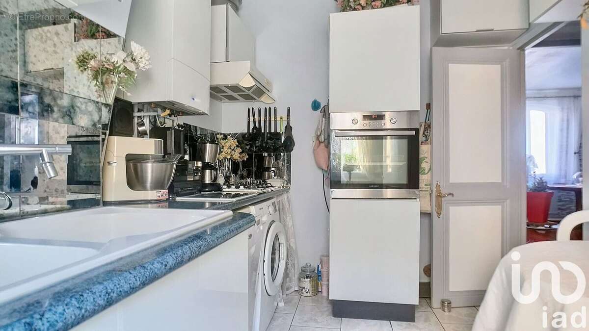 Photo 4 - Appartement à SURESNES