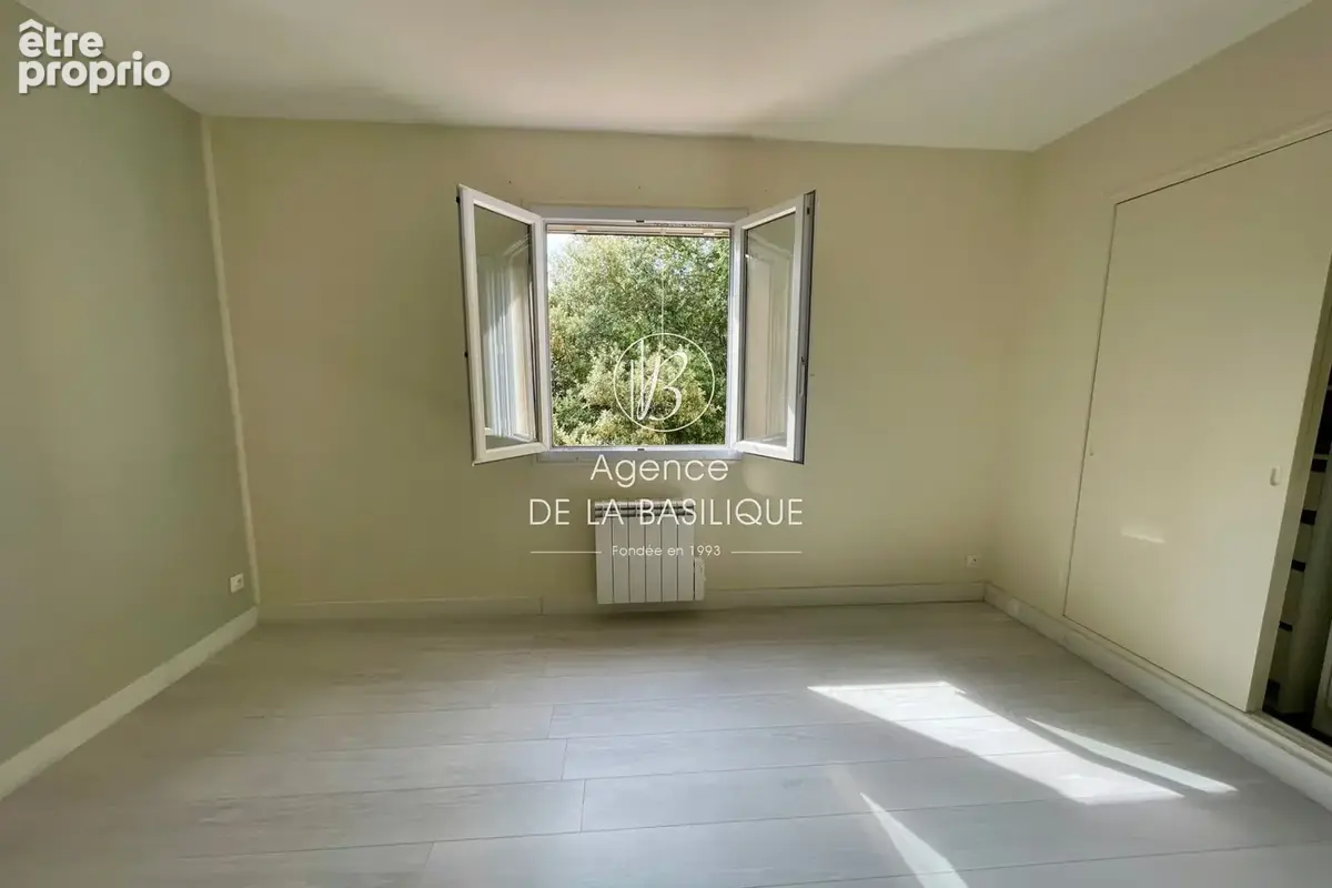 Maison 4 pièces 127 m² à vendre à Saint-Maximin-La-Sainte-Baume (83470) - photo 7