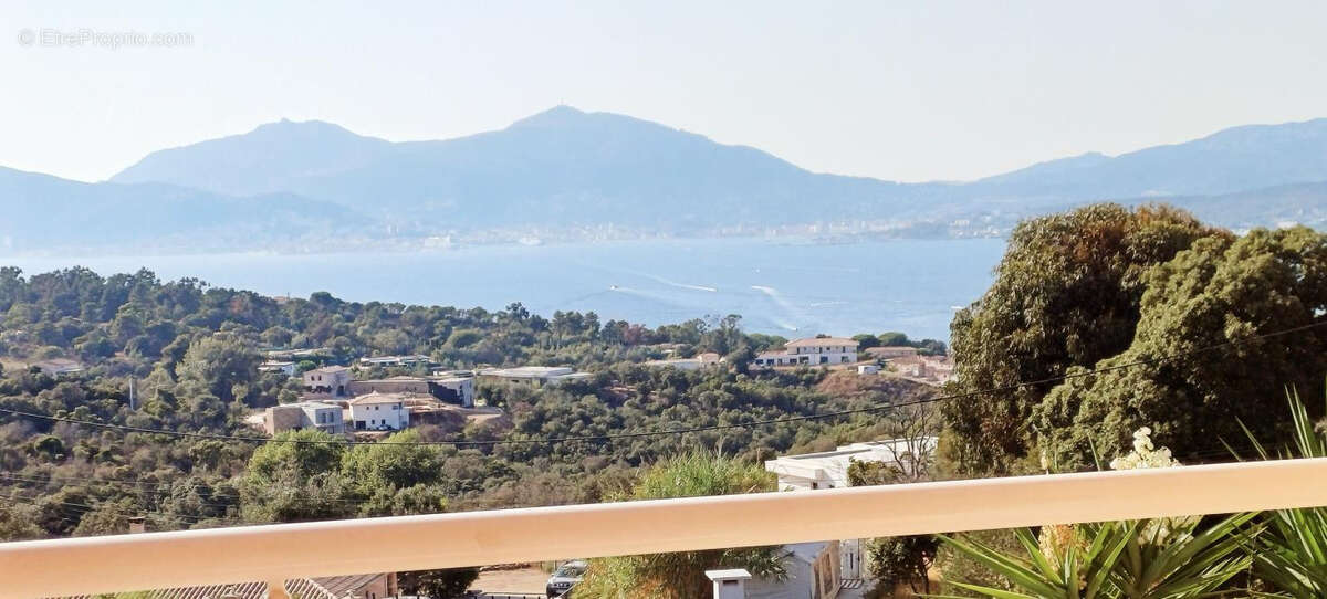 Maison à GROSSETO-PRUGNA