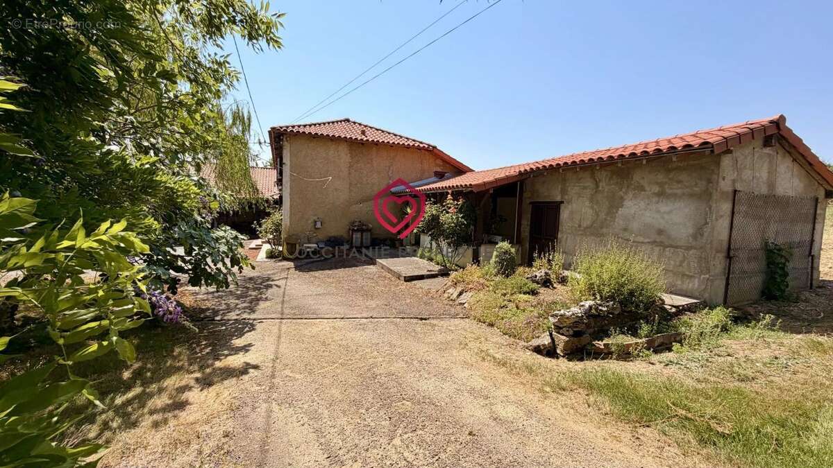 Propriété avec deux habitations et dépendances sur 1,3ha de terrain - photo 19