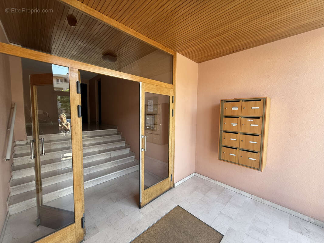 Appartement à LA VALETTE-DU-VAR