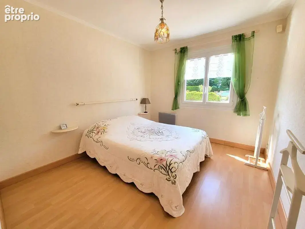 Propriété avec piscine couverte, salle de réception et 3 369 m² de terrain ? À seulement 10 minutes de Châteaudun - photo 9