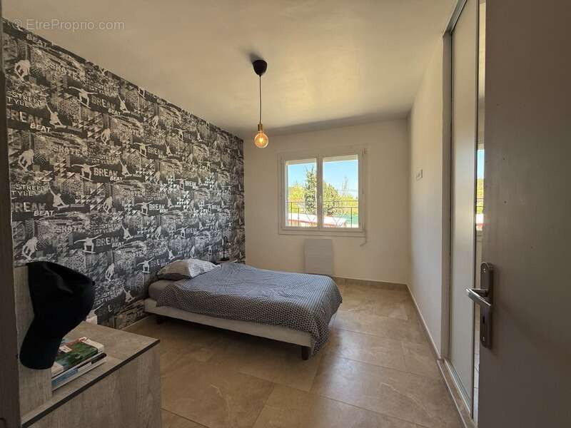 Maison à VILLEMOUSTAUSSOU