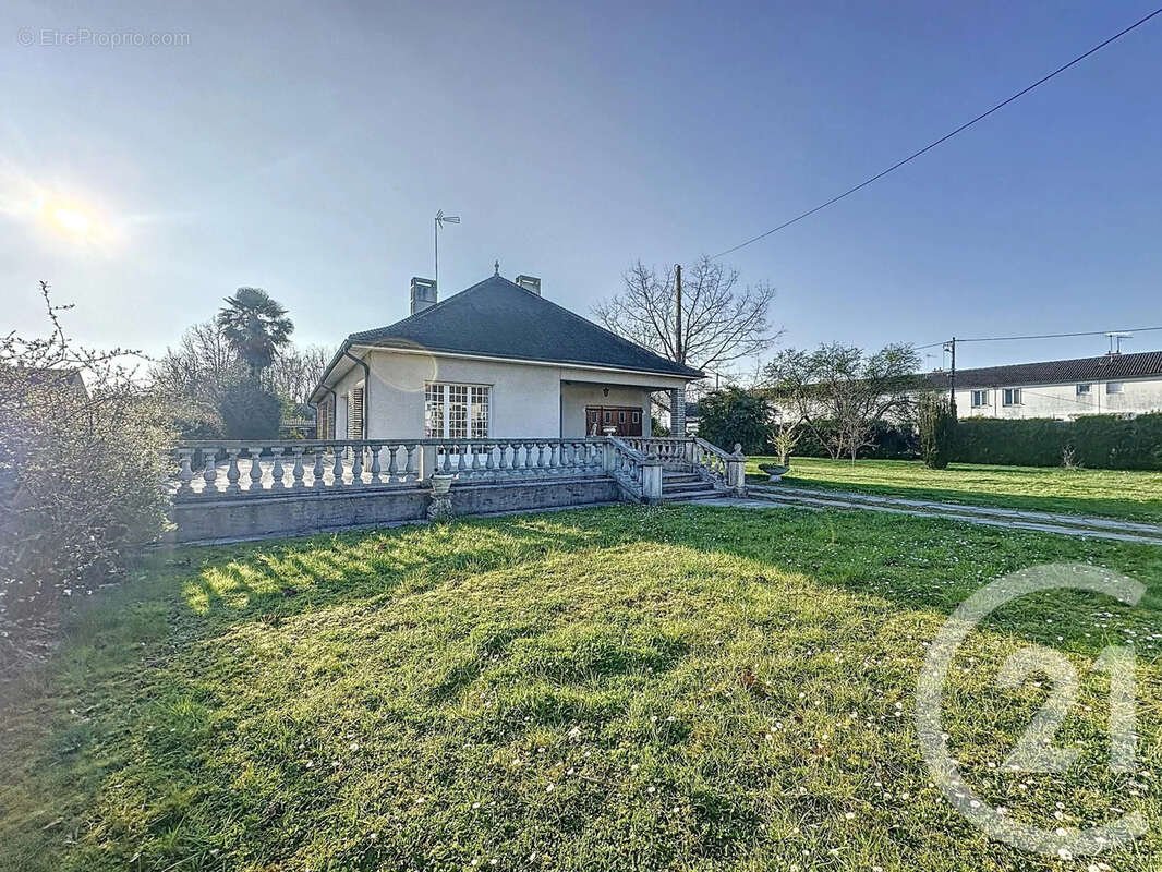 Maison à LA FERTE-SAINT-AUBIN