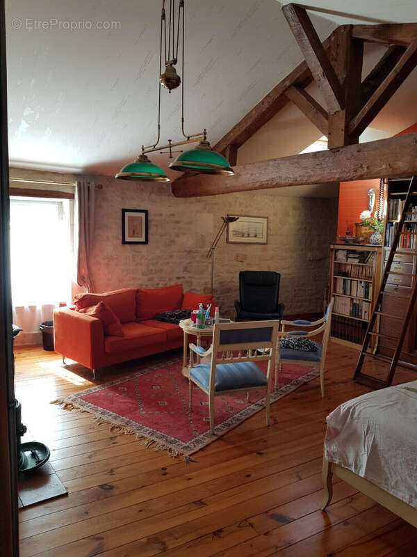 Maison à SAINT-MEDARD-D'AUNIS