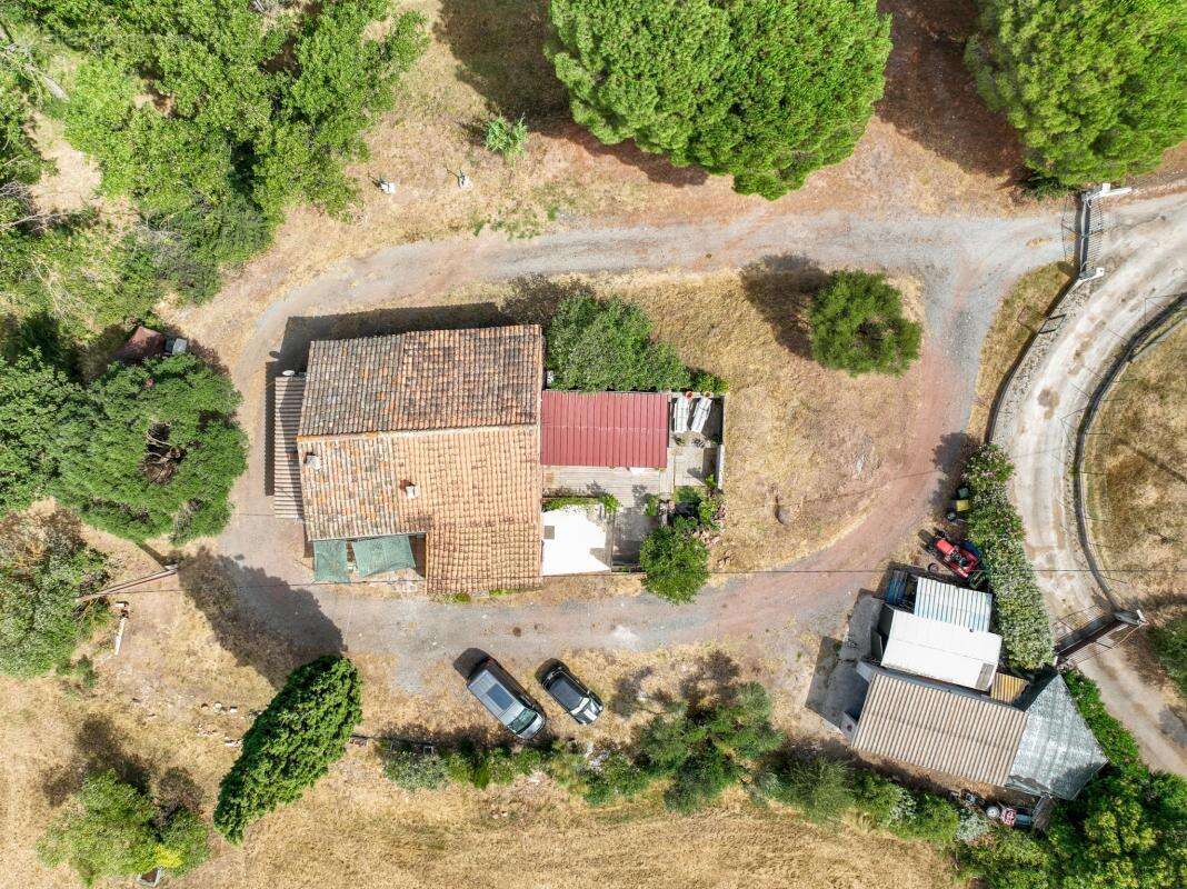 Maison à ROQUEBRUNE-SUR-ARGENS