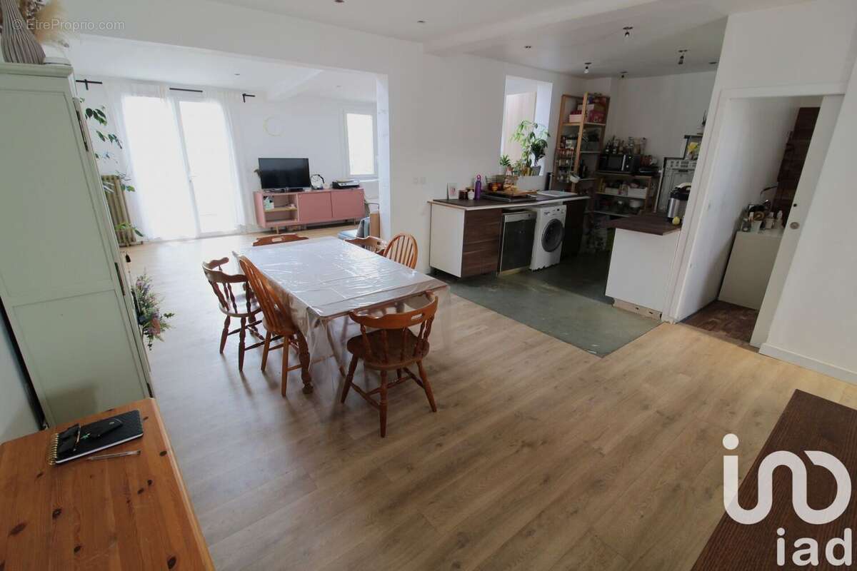 Photo 7 - Maison à VILLENEUVE-LE-ROI