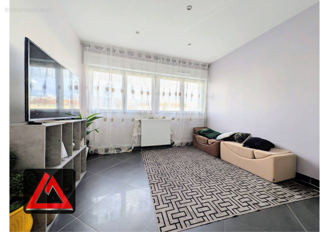 Appartement à JARVILLE-LA-MALGRANGE