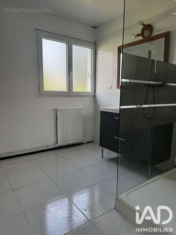 Photo 6 - Appartement à VILLIERS-LE-BEL