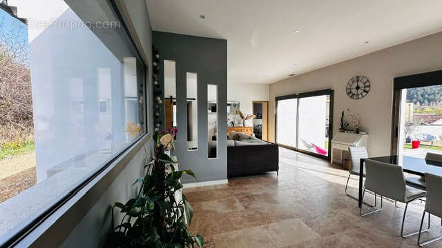 Maison à MOLLANS-SUR-OUVEZE