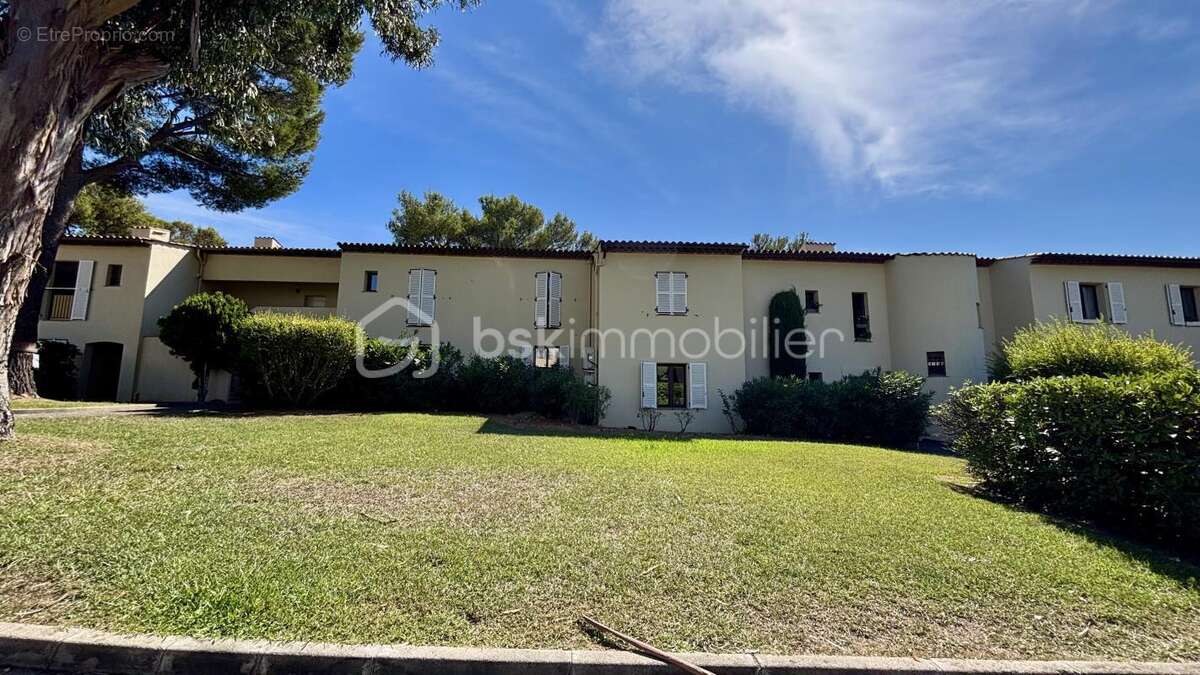 Appartement à VILLENEUVE-LOUBET