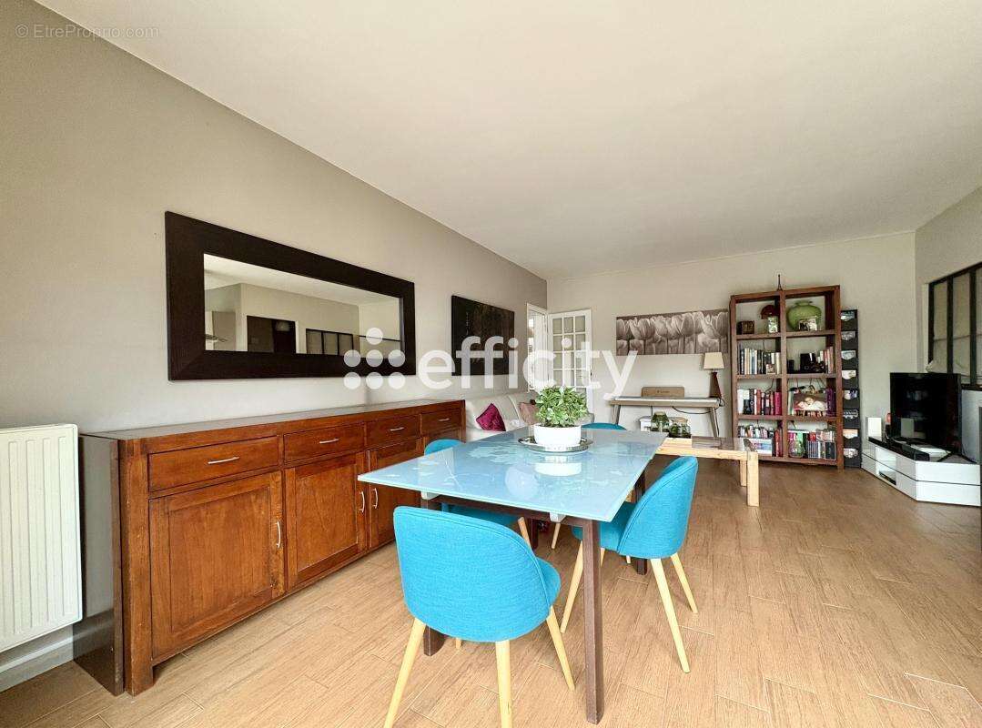 Appartement à RUEIL-MALMAISON