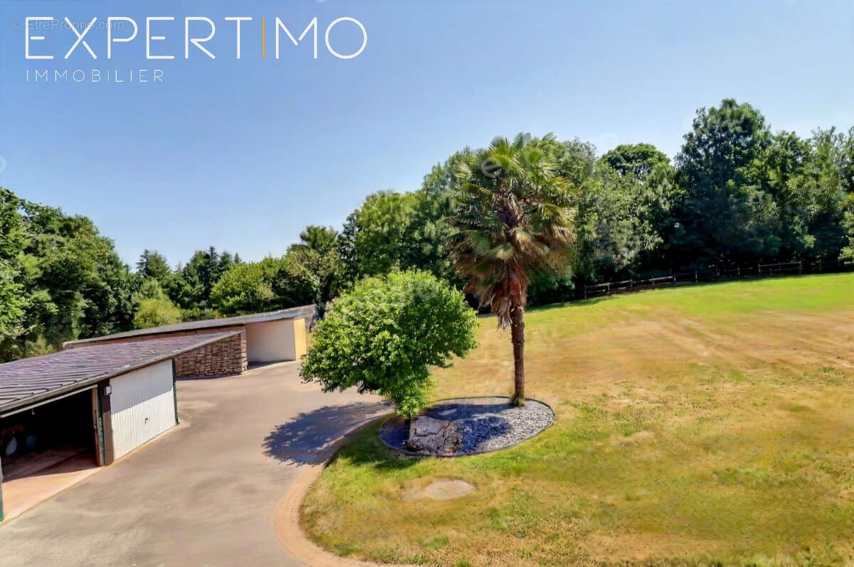 EXCLUSIVITÉ EXPERTIMO   SAINT-DIVY   Propriété de caractère de 311 m2 sur parc clos de 4 362 m2 - photo 13