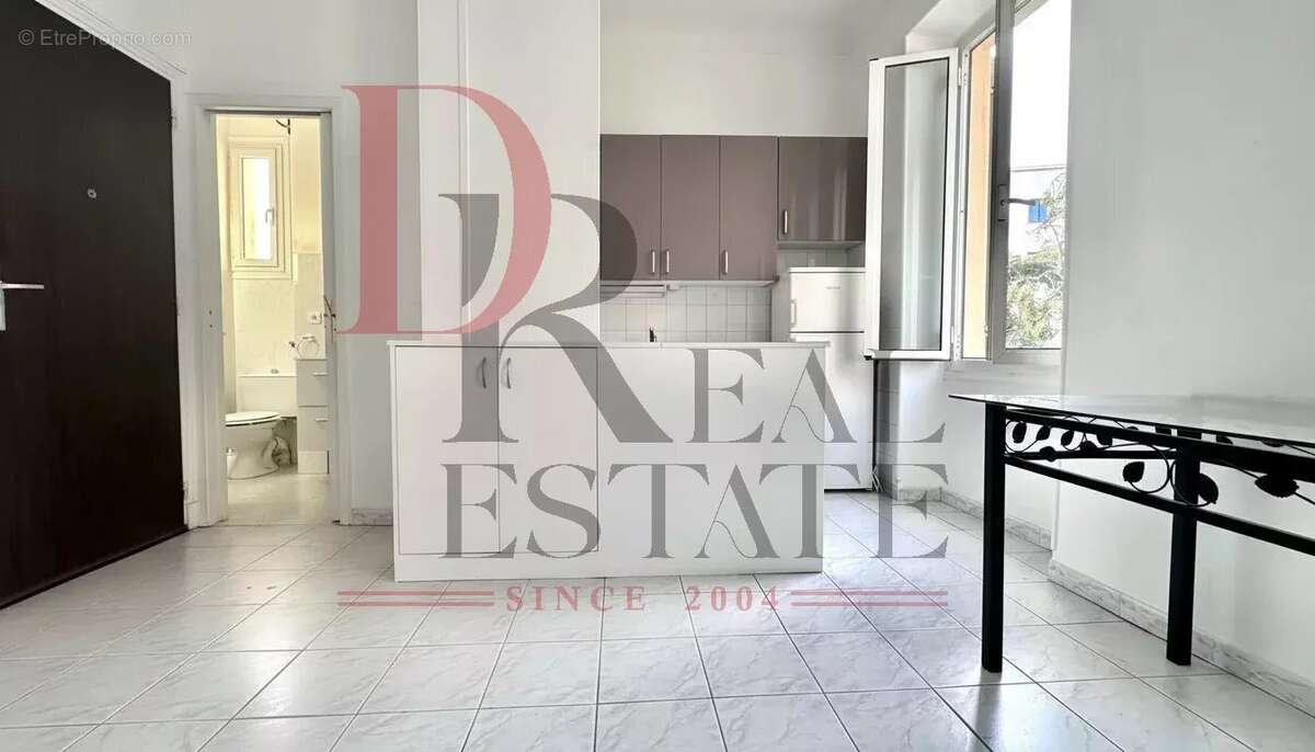 Appartement à ROQUEBRUNE-CAP-MARTIN