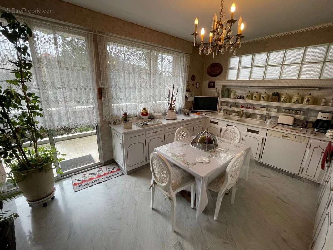 Maison à CHELLES