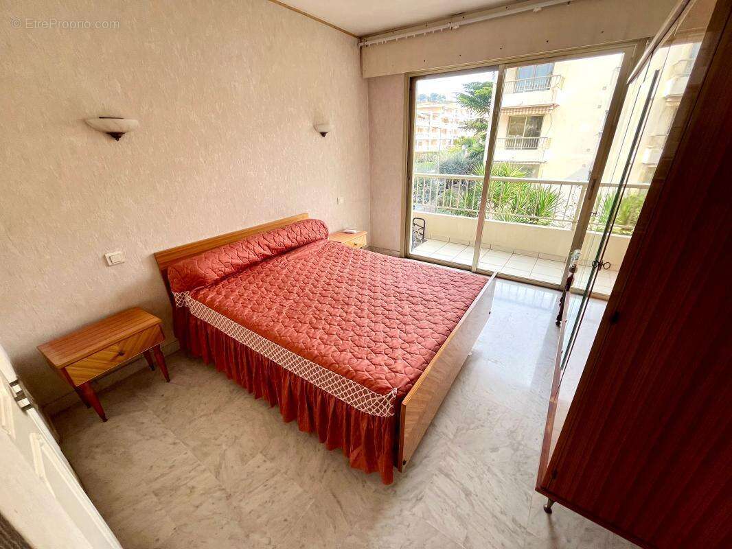 Appartement à LE CANNET