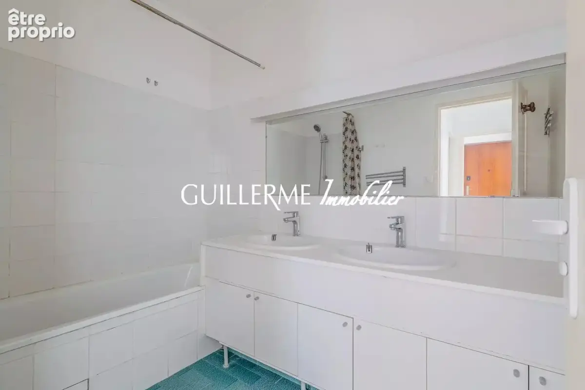 Appartement T3 dernier étage - photo 7