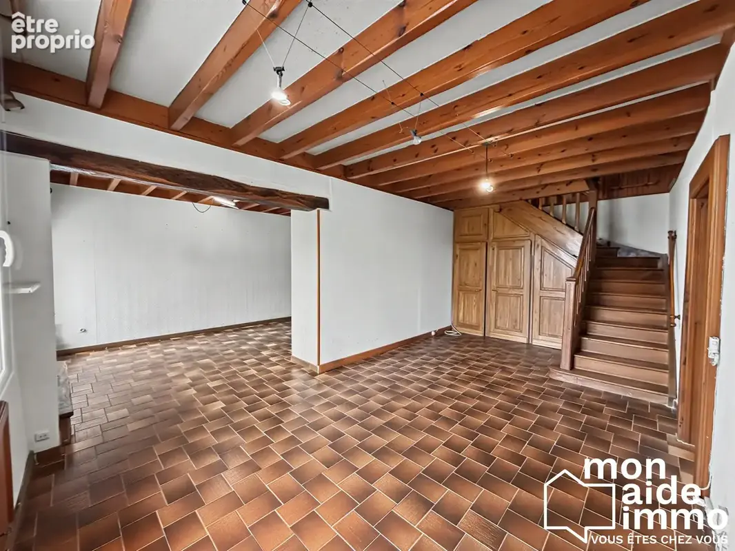 Maison à COUTRAS