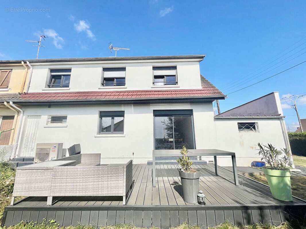 A VENDRE Maison à Louvigny 6 pièce(s)  4 chambres 102,65 m2 - entièrement rénovée 2020 - belle orientation - photo 2